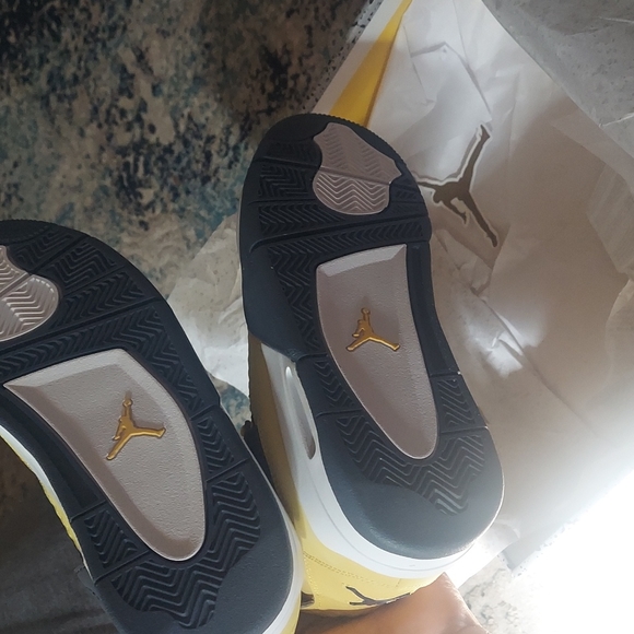 Jordan 4 retro - Picture 3 of 5